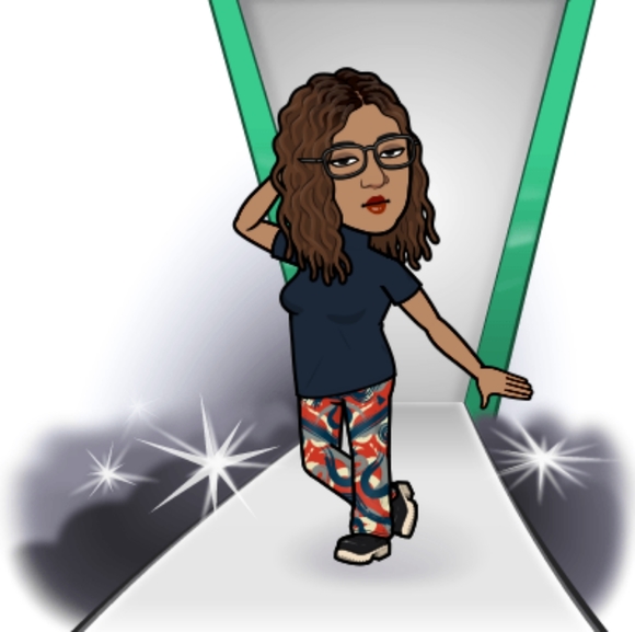 Meet your Posher, Jamila - Picture 1 of 2